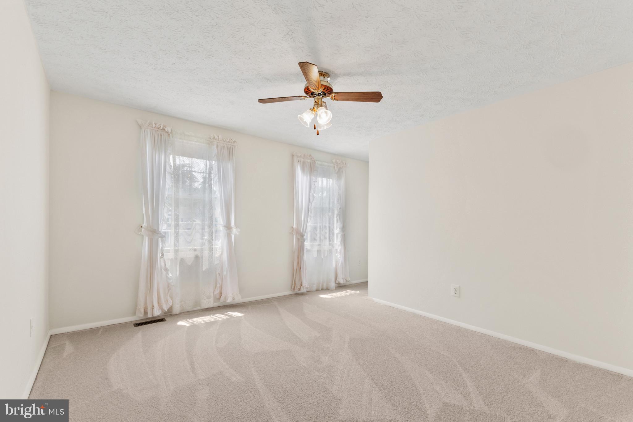 606 Jason Ct