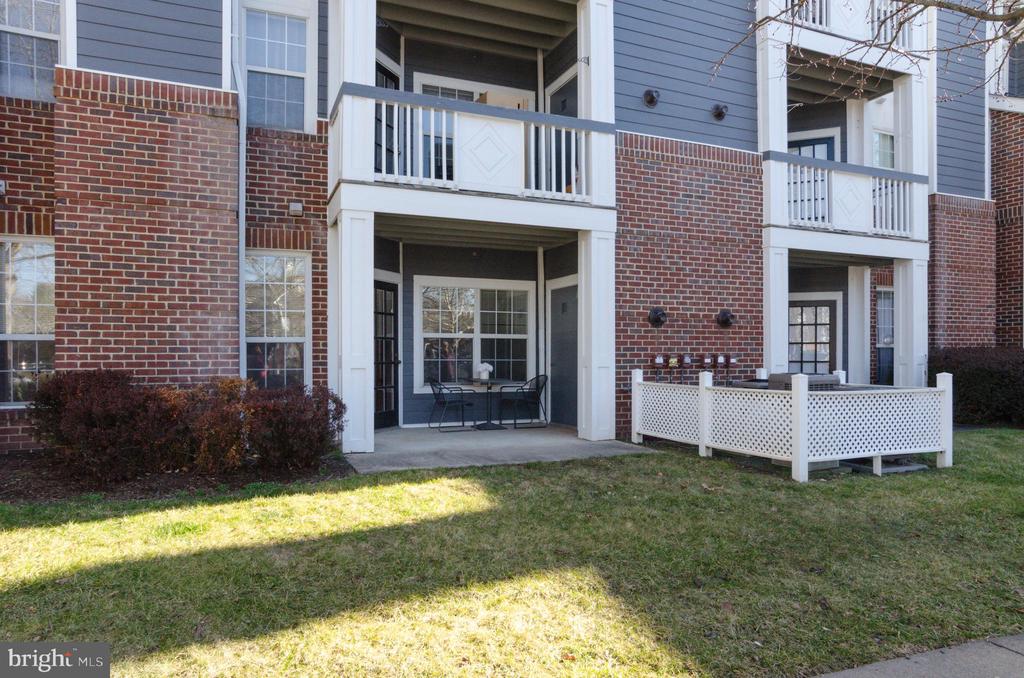 20273 Beechwood Ter #101