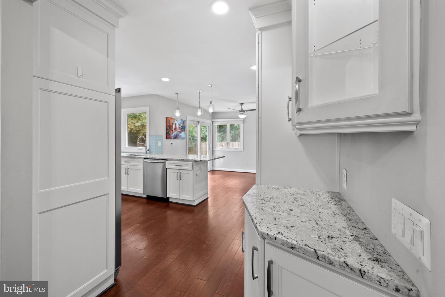 126 HOPELAND LN