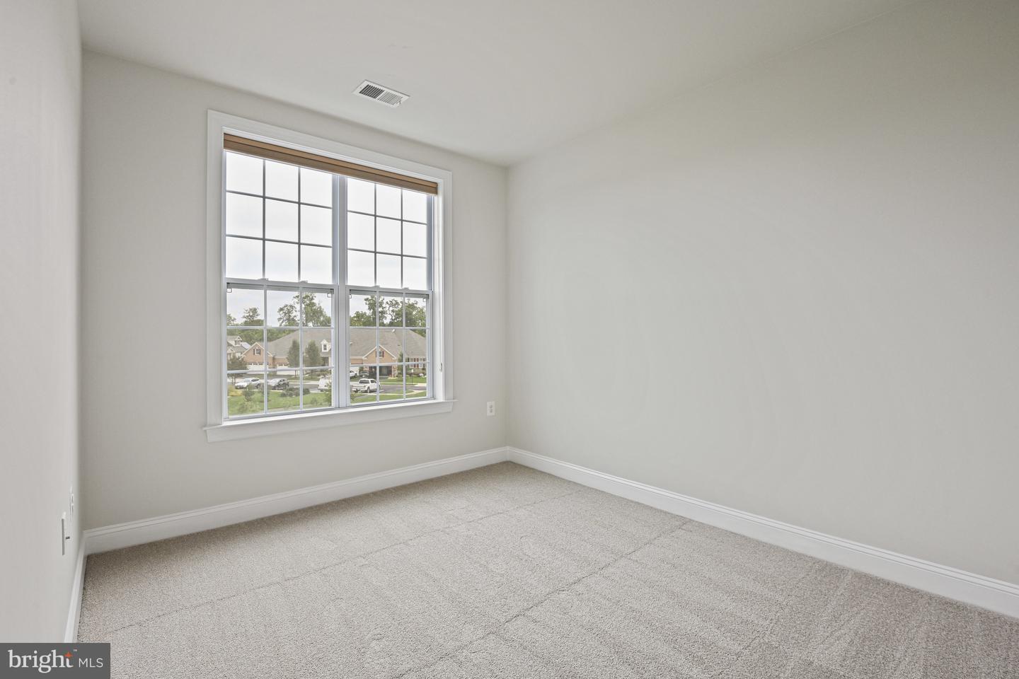 44605 York Crest Ter #306