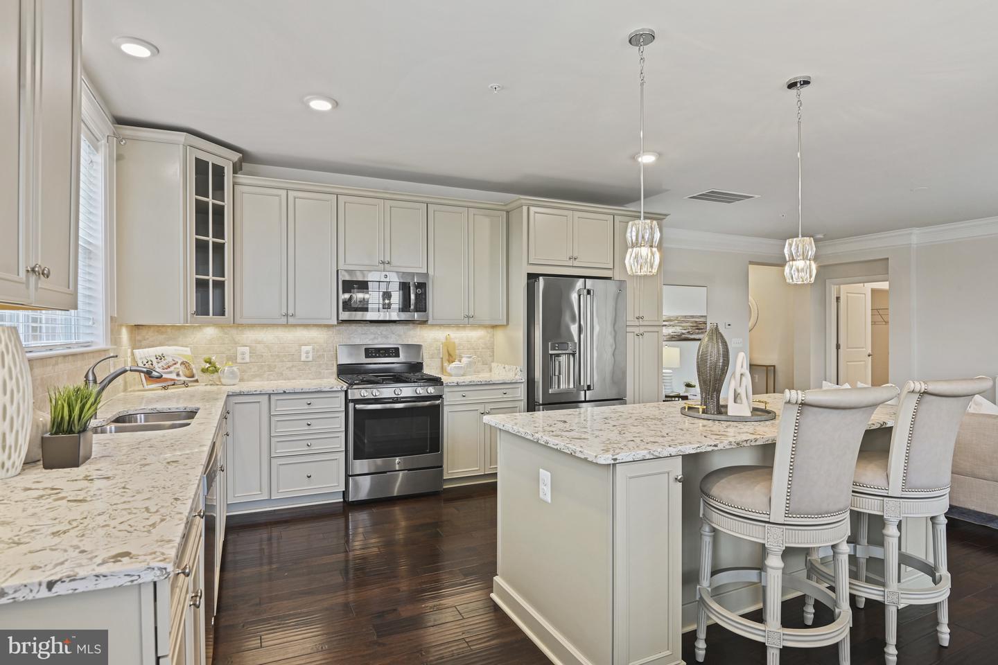 44605 York Crest Ter #306