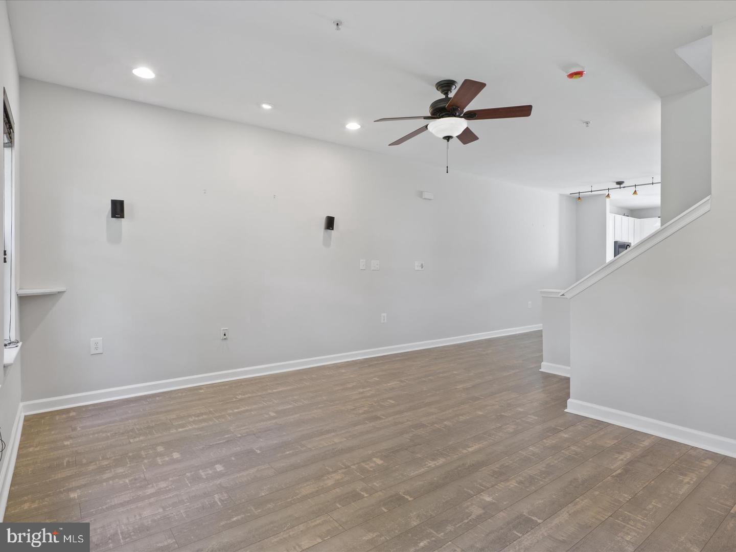 42522 MAYFLOWER TERRACE