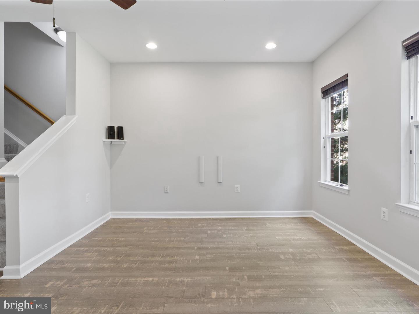 42522 MAYFLOWER TERRACE