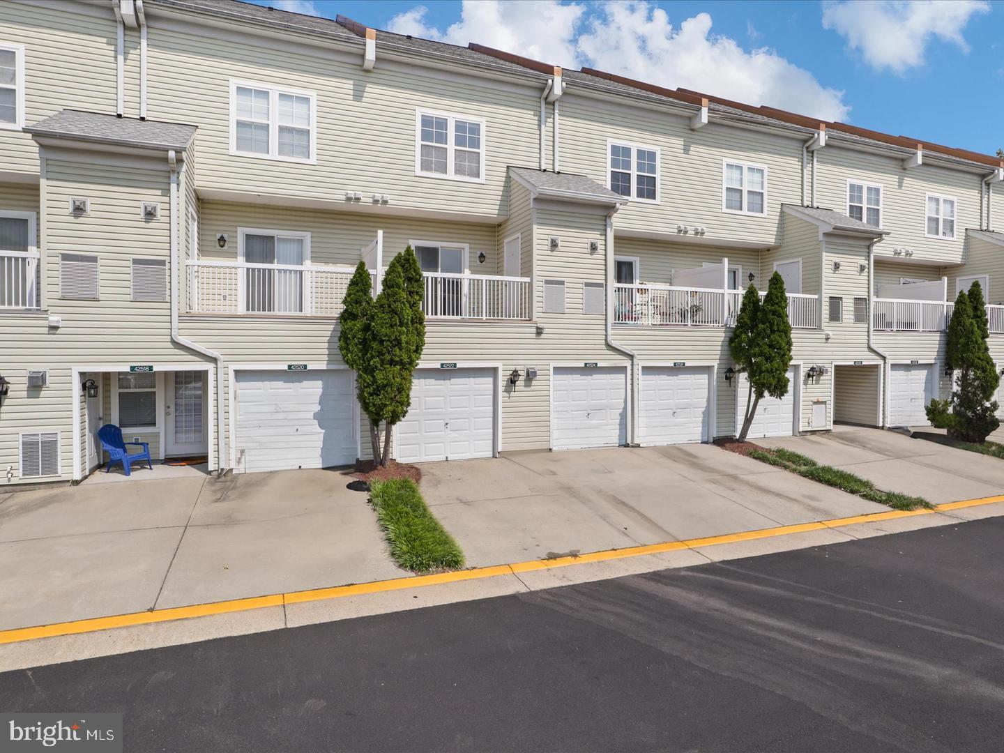 42522 MAYFLOWER TERRACE