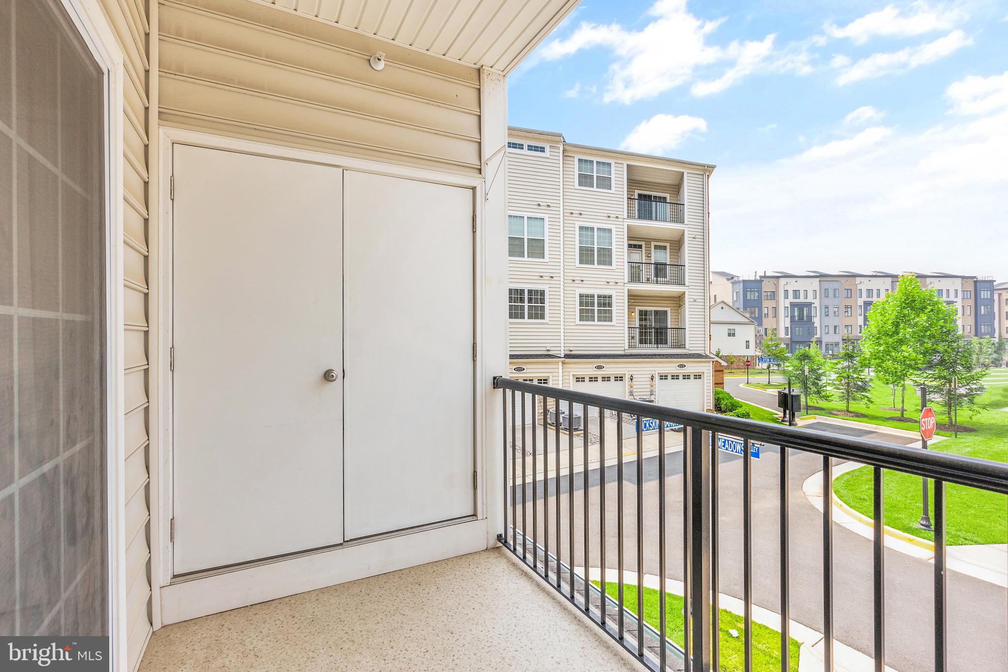 43229 THOROUGHFARE GAP TERRACE
