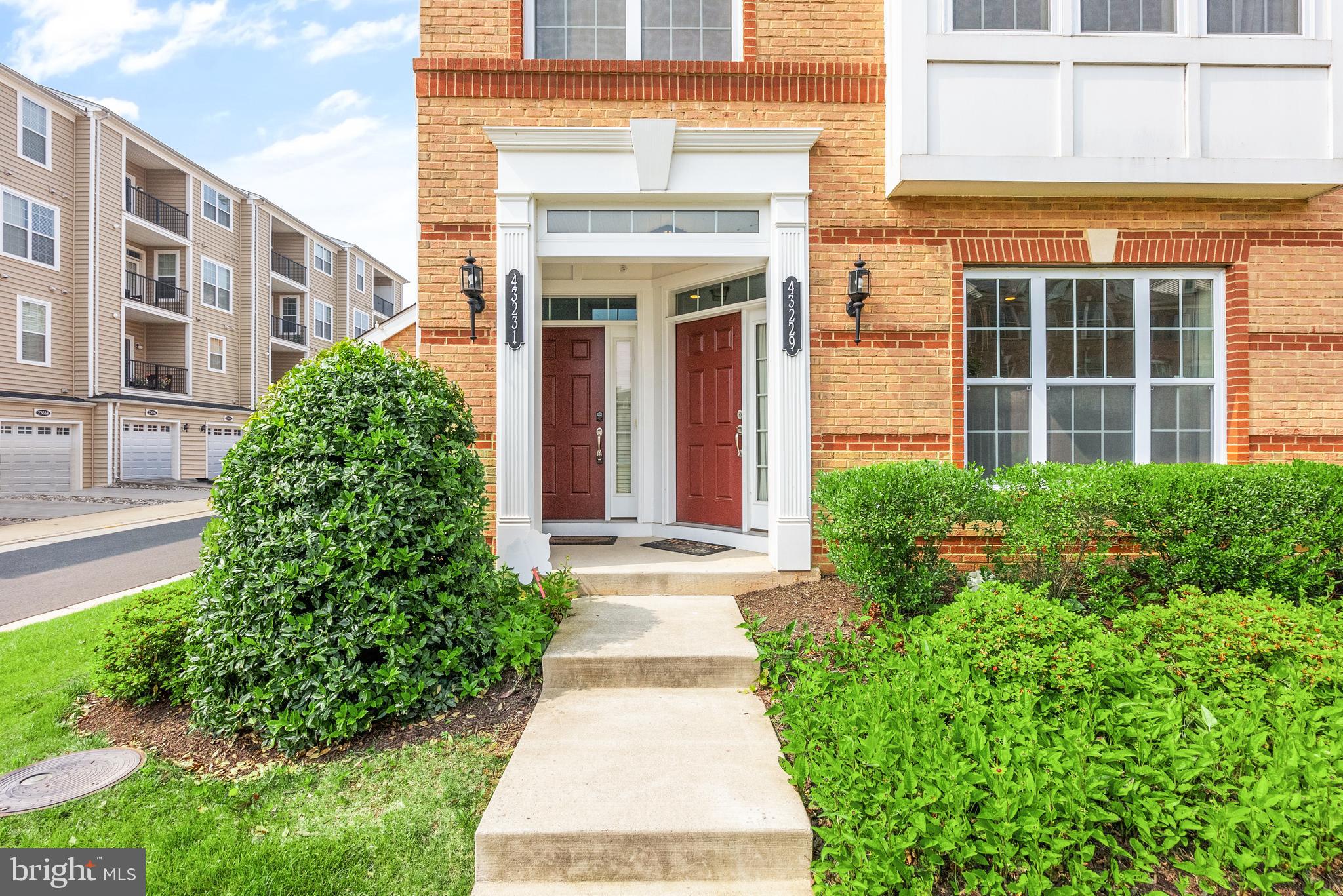 43229 THOROUGHFARE GAP TERRACE