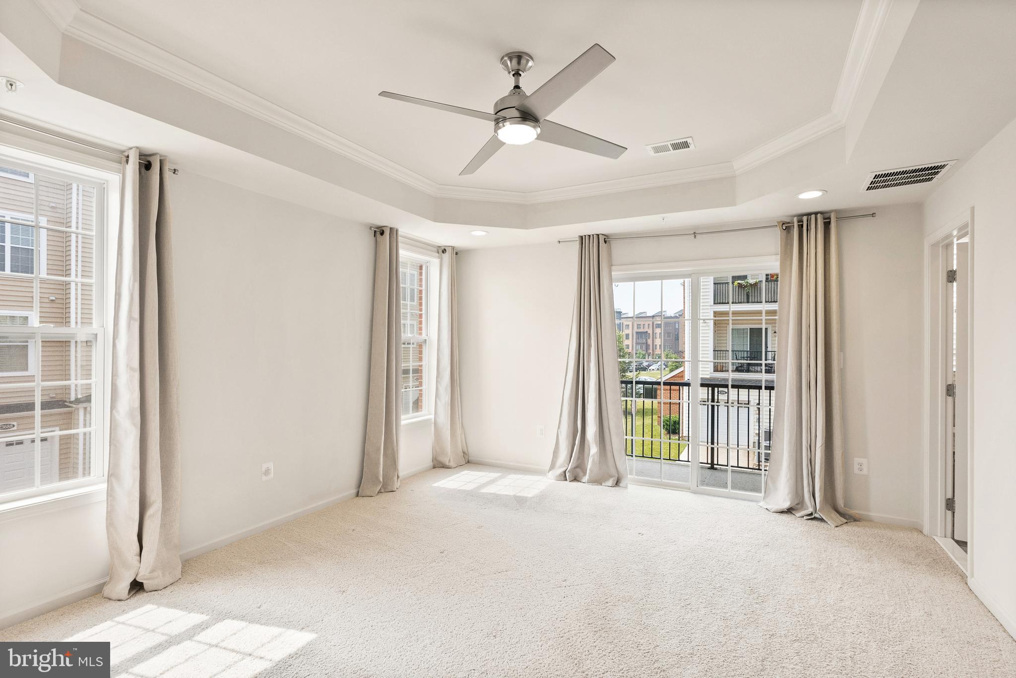 43229 THOROUGHFARE GAP TERRACE