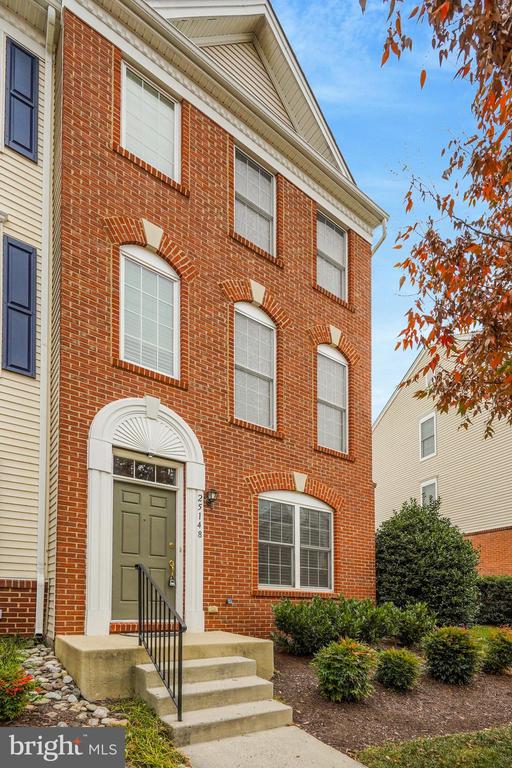 25148 Monteith Ter