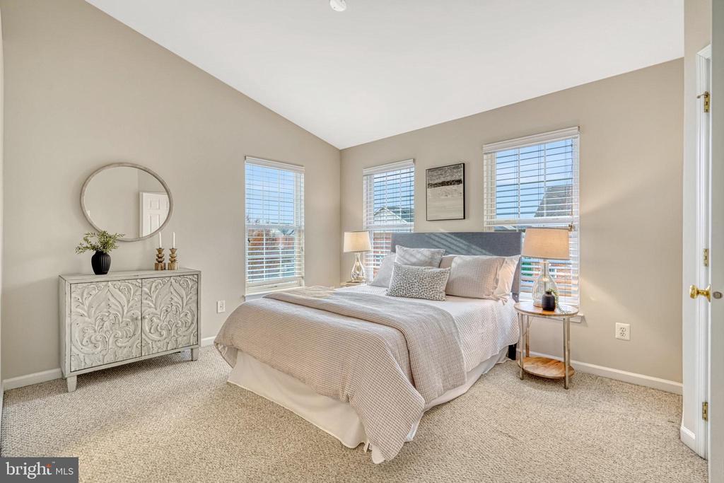 25148 Monteith Ter