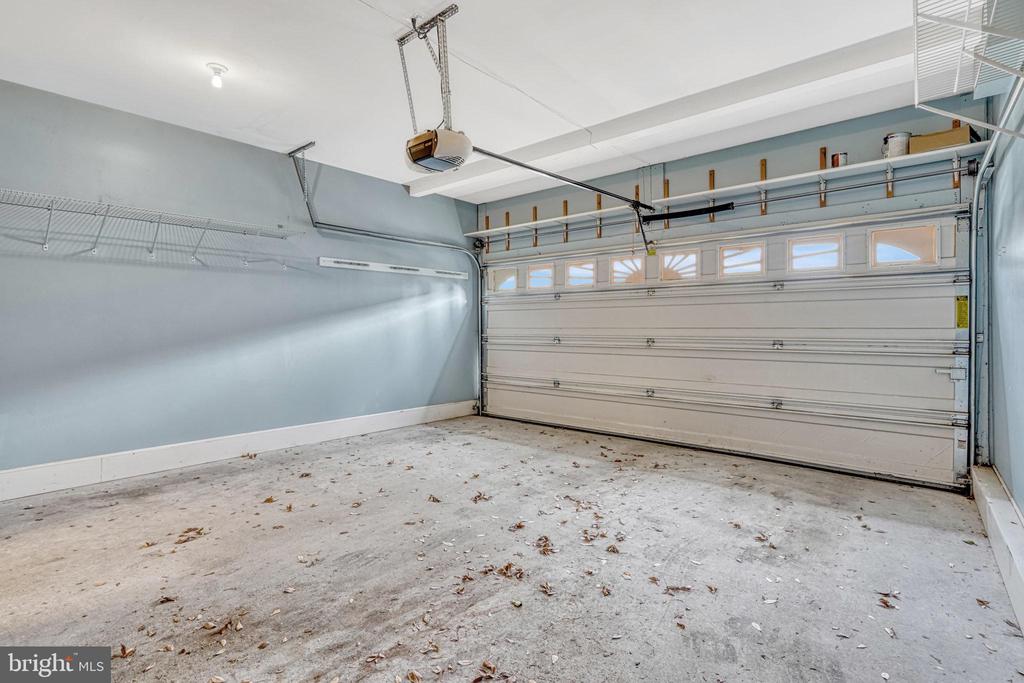 25148 Monteith Ter