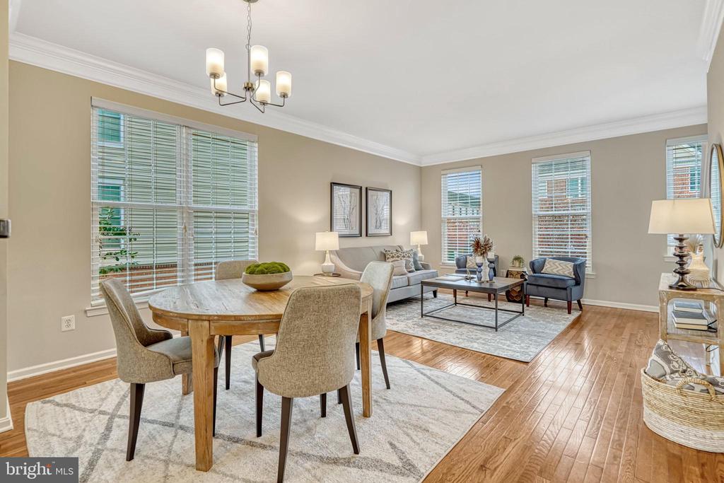 25148 Monteith Ter