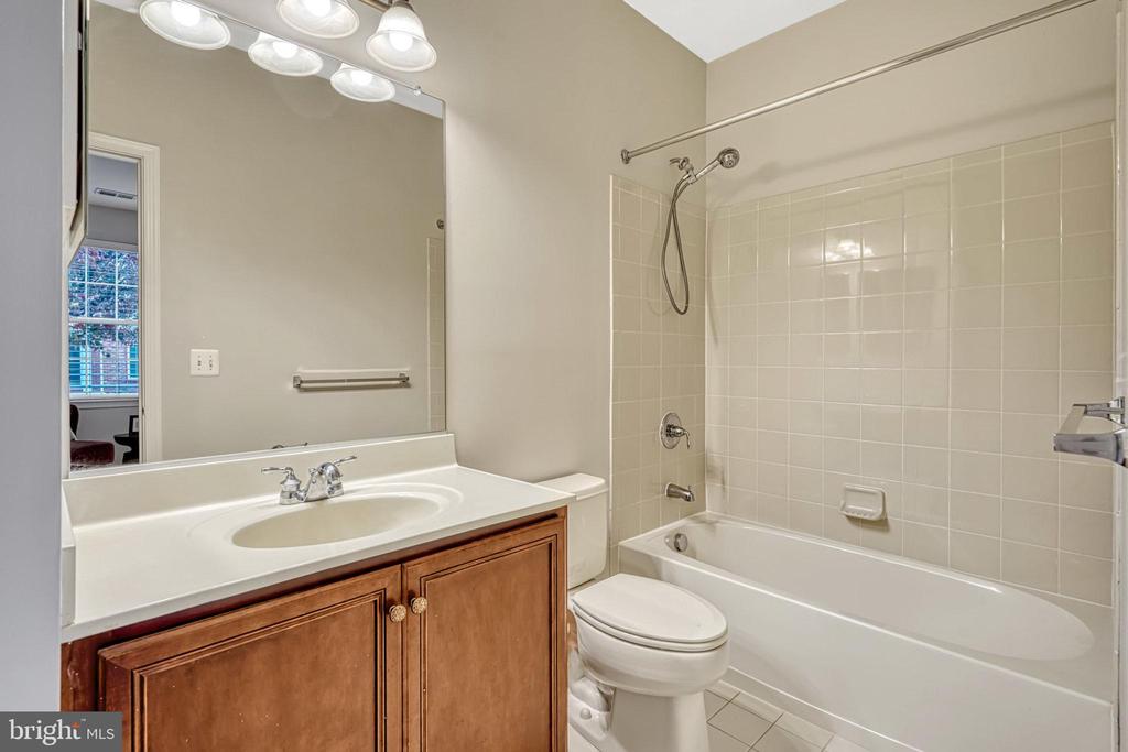 25148 Monteith Ter