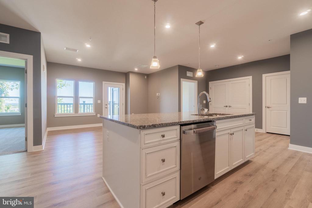 46320 MOUNT MILSTEAD TERRACE 402