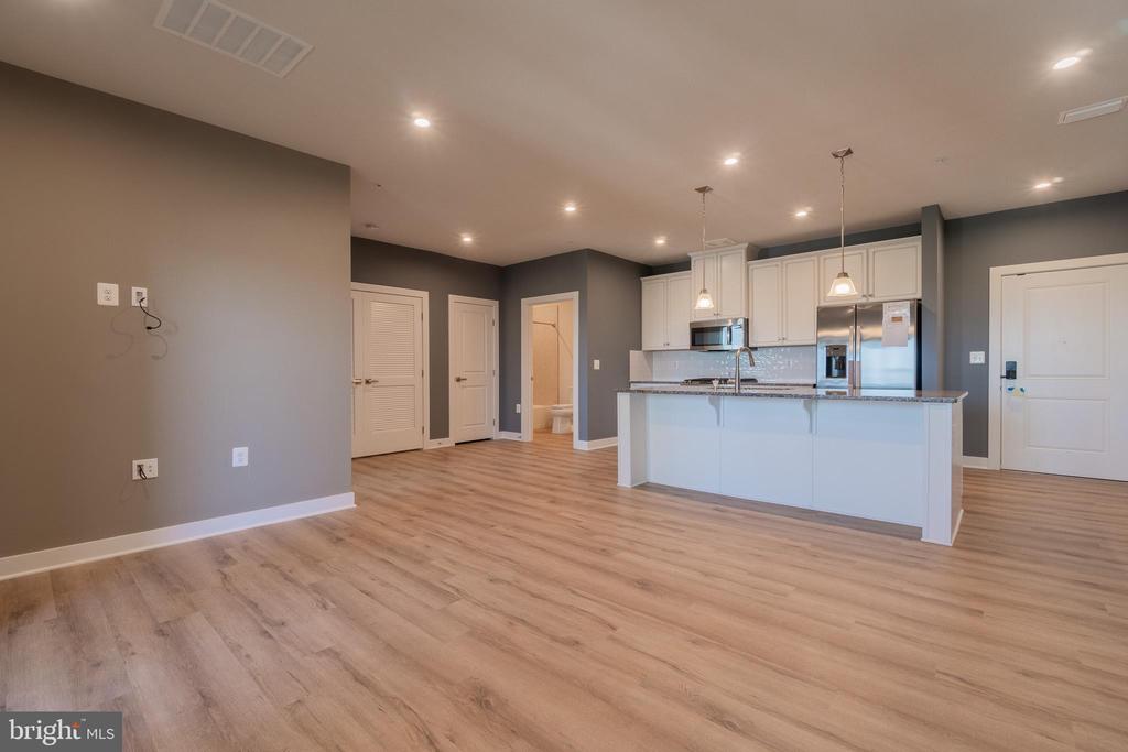 46320 MOUNT MILSTEAD TERRACE 402