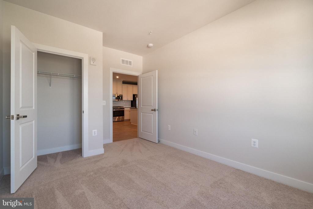 46320 MOUNT MILSTEAD TERRACE 402