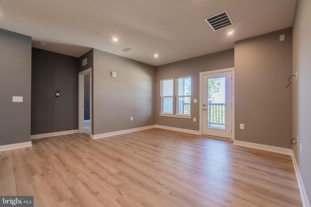 46320 MOUNT MILSTEAD TERRACE 402