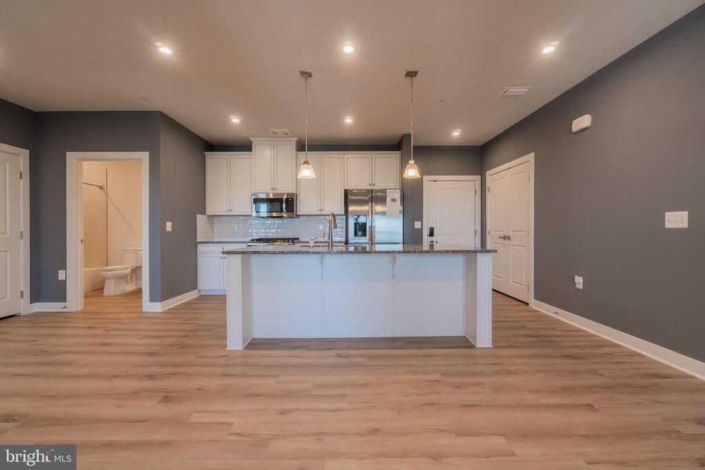 46320 MOUNT MILSTEAD TERRACE 402