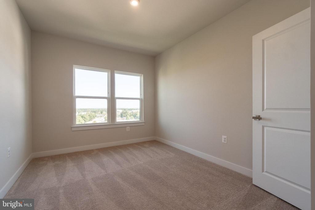 46320 MOUNT MILSTEAD TERRACE 402