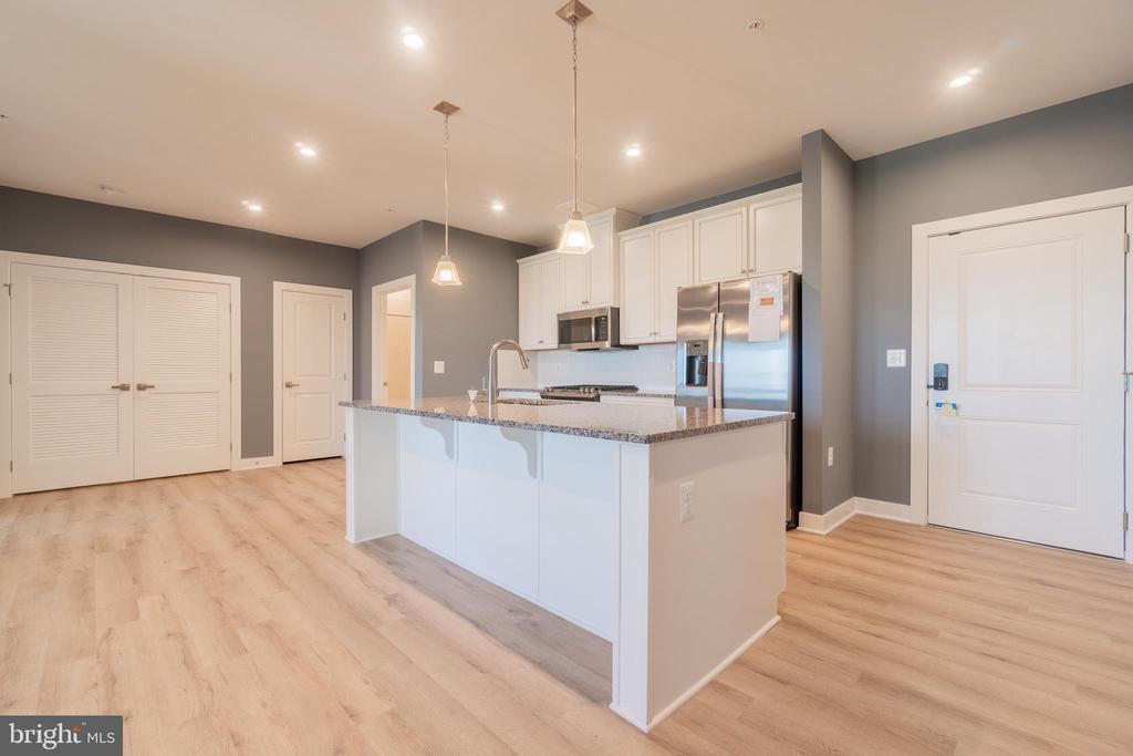 46320 MOUNT MILSTEAD TERRACE 402