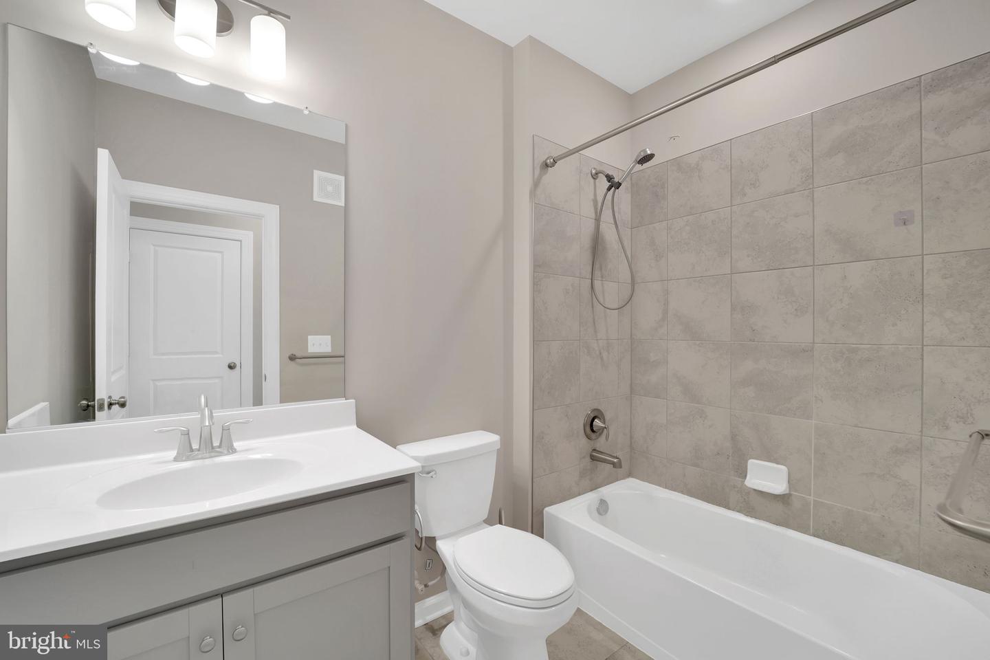 22480 Radford Point Ter