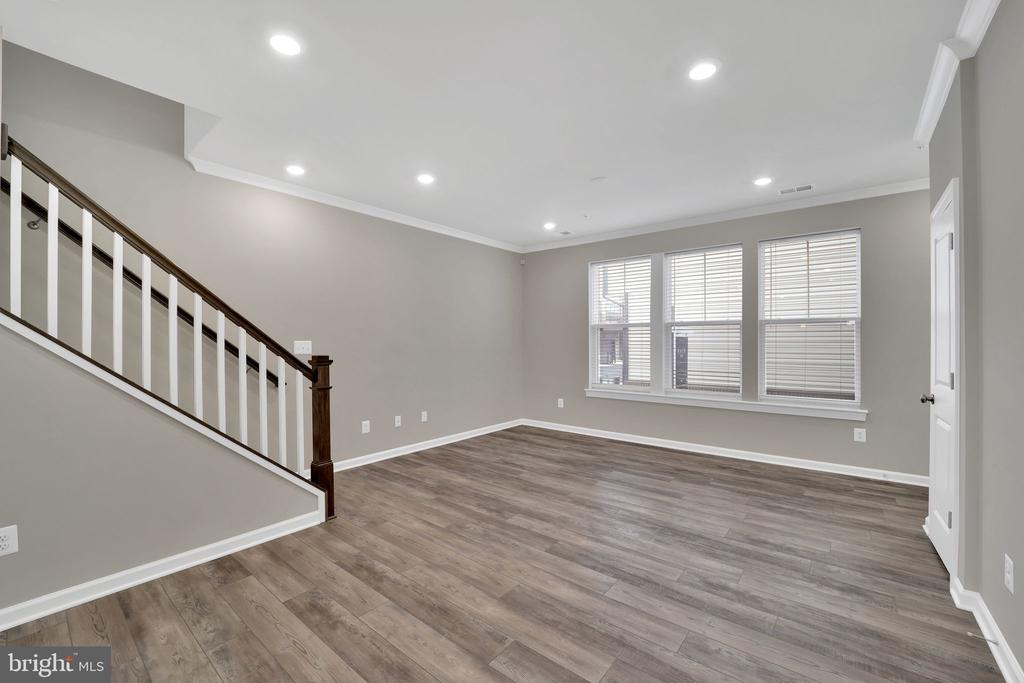 22480 Radford Point Ter