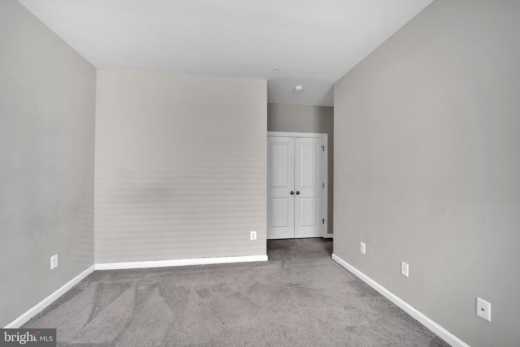 22480 Radford Point Ter