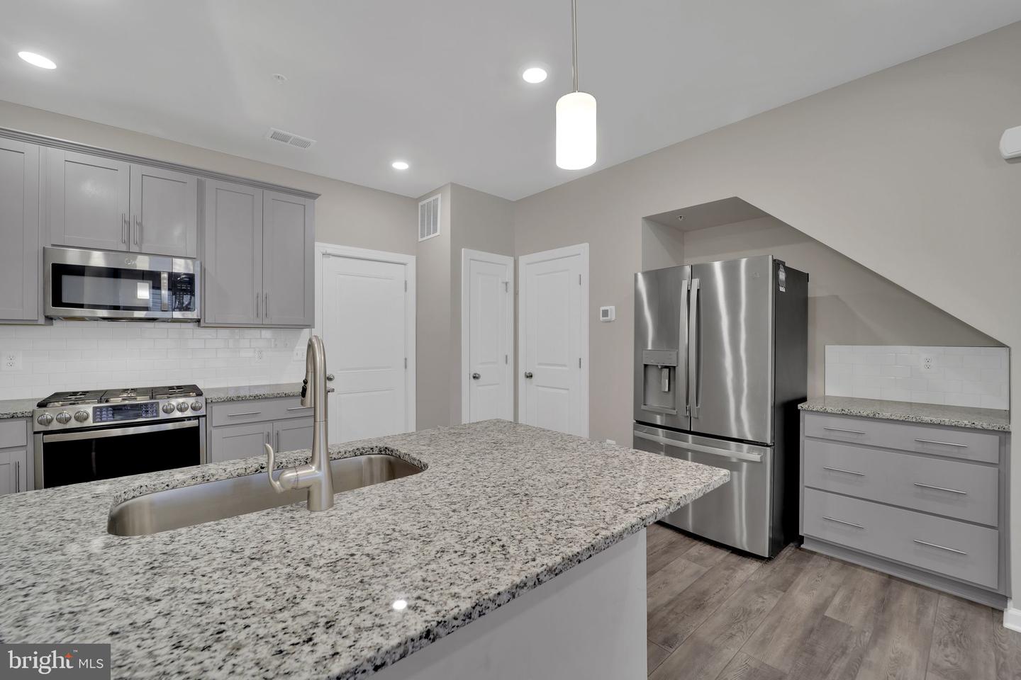 22480 Radford Point Ter