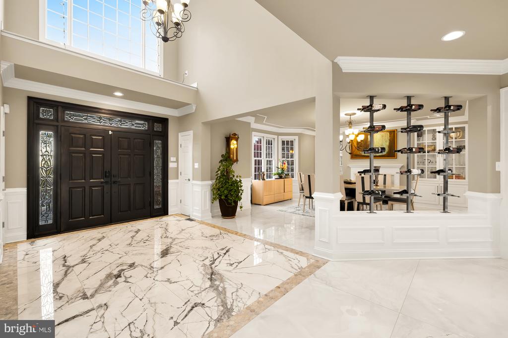 19109 PEALE LANE