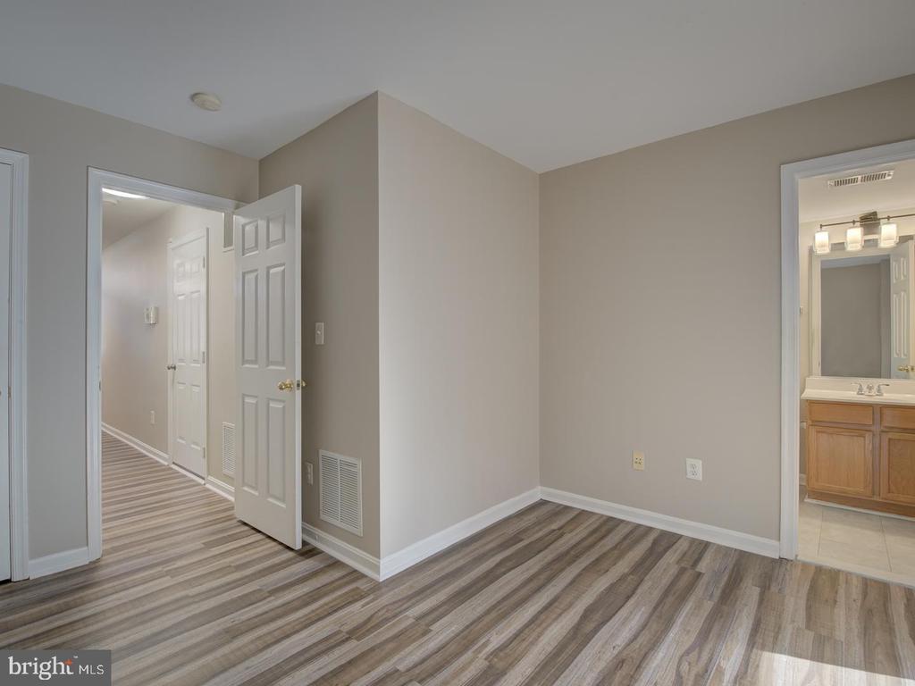 41915 BERYL TERRACE