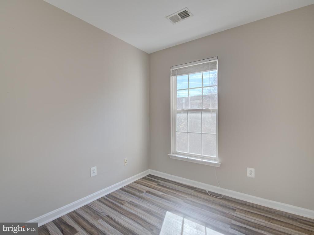 41915 BERYL TERRACE