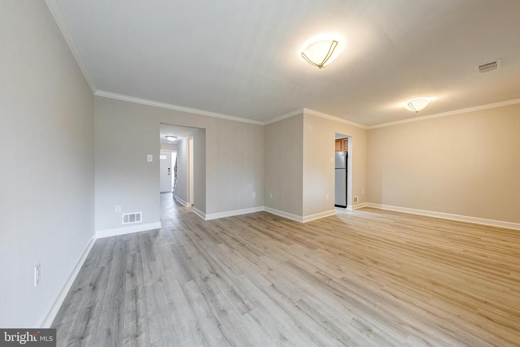 15 Carolina Ct