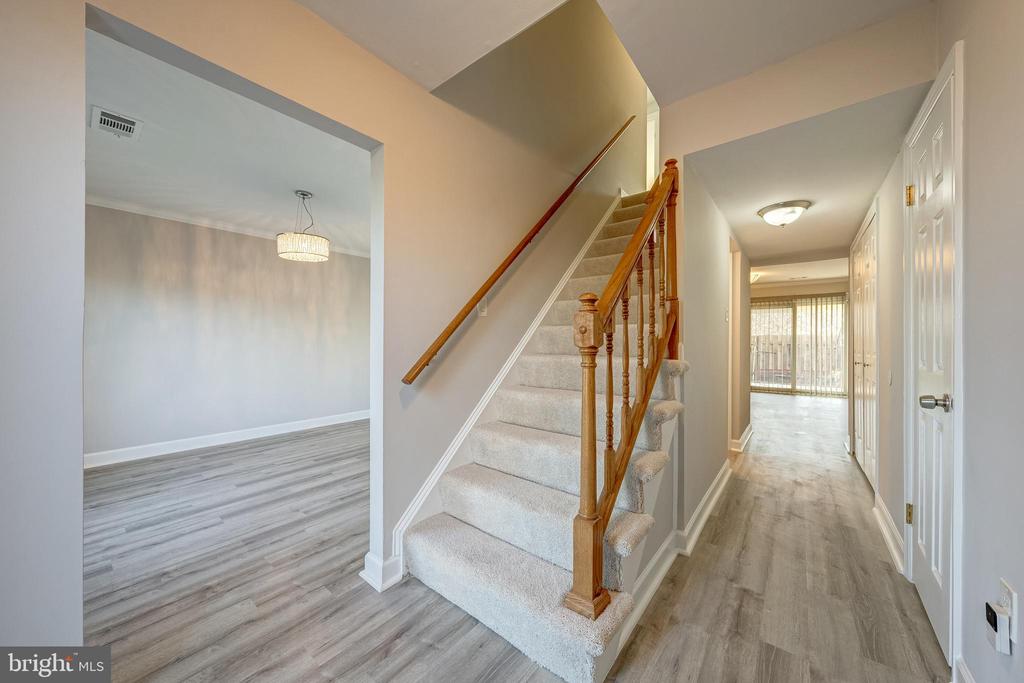 15 Carolina Ct