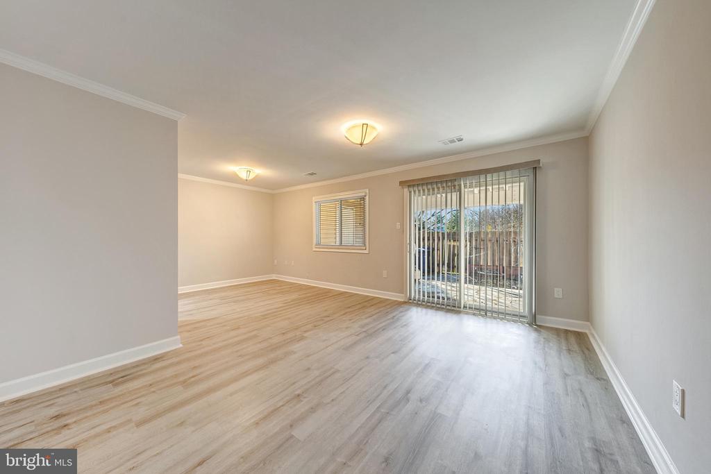 15 Carolina Ct