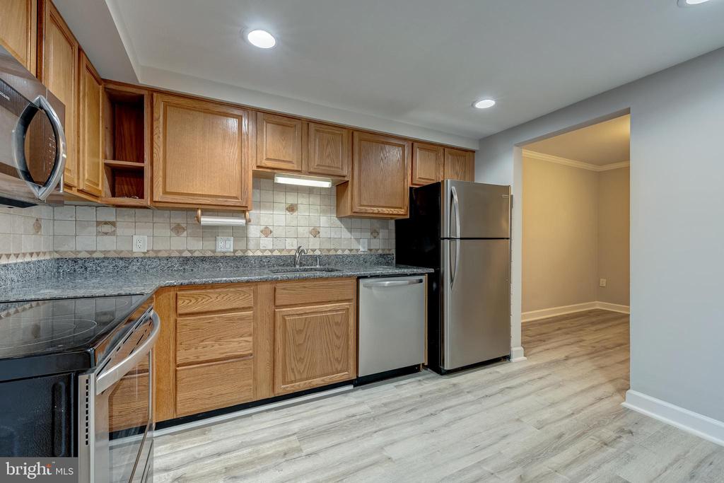 15 Carolina Ct