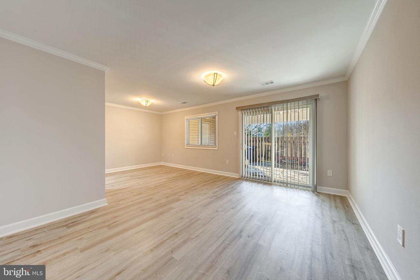 15 Carolina Ct