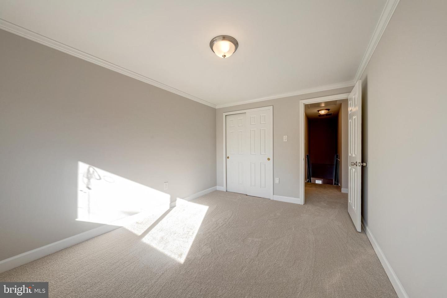 15 Carolina Ct