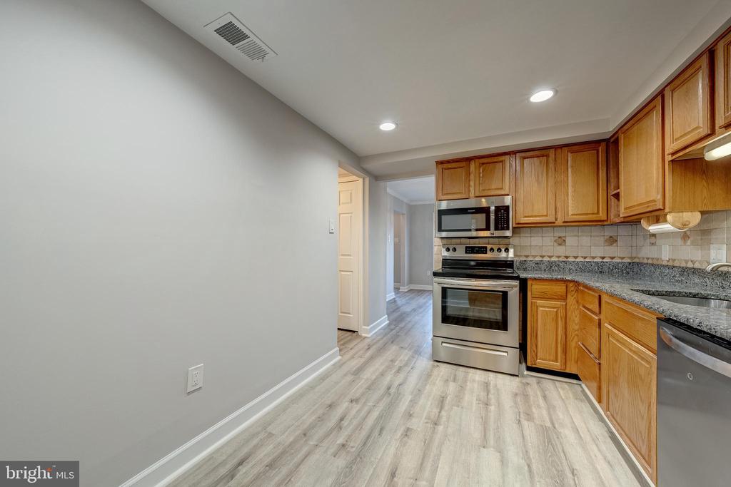 15 Carolina Ct