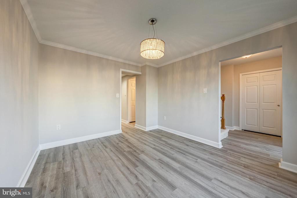 15 Carolina Ct