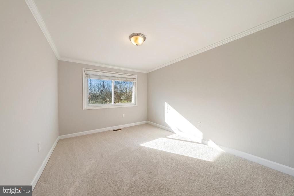 15 Carolina Ct