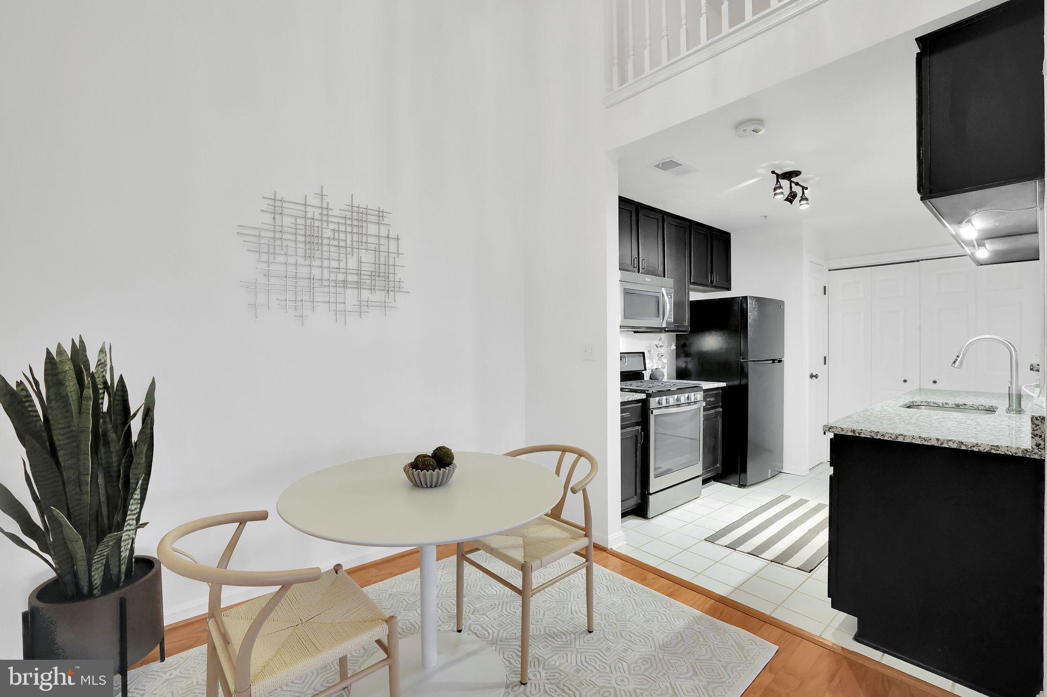 46604 Ellicott Sq #300