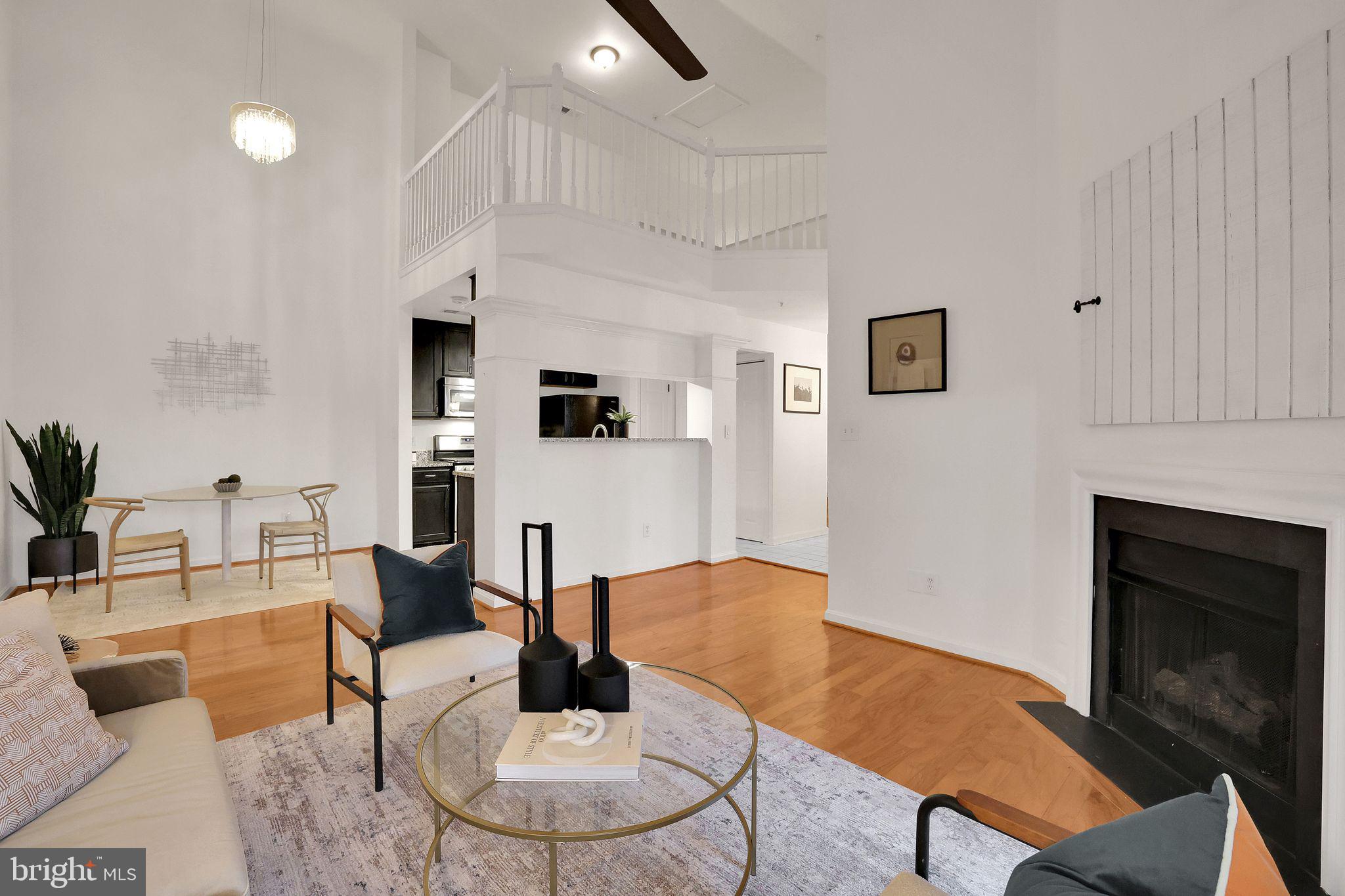 46604 Ellicott Sq #300