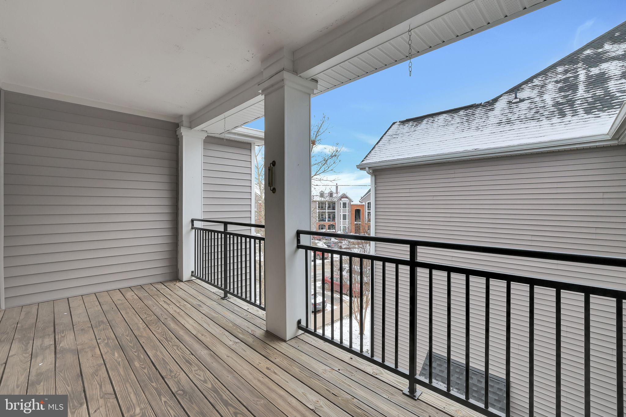 46604 Ellicott Sq #300