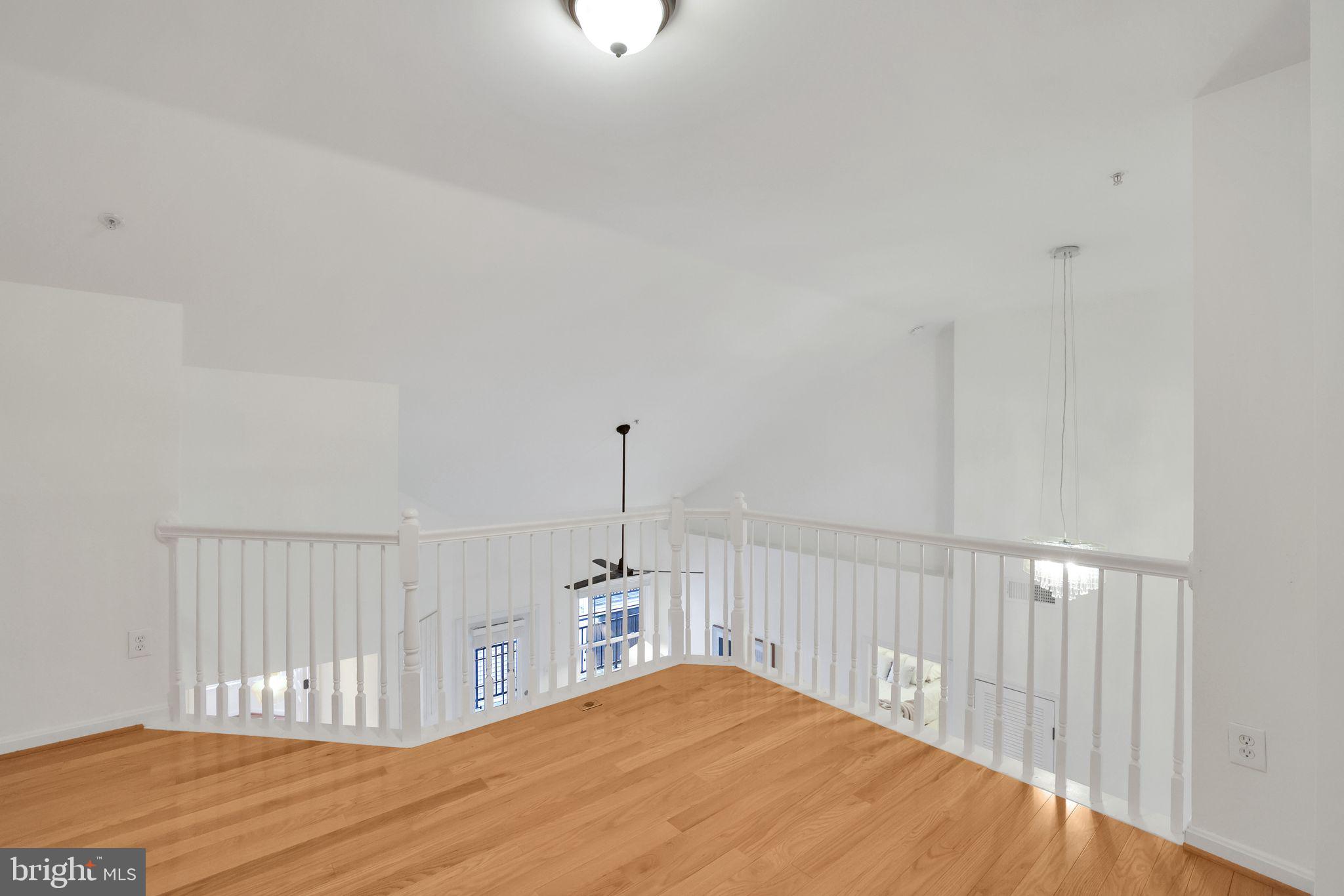 46604 Ellicott Sq #300