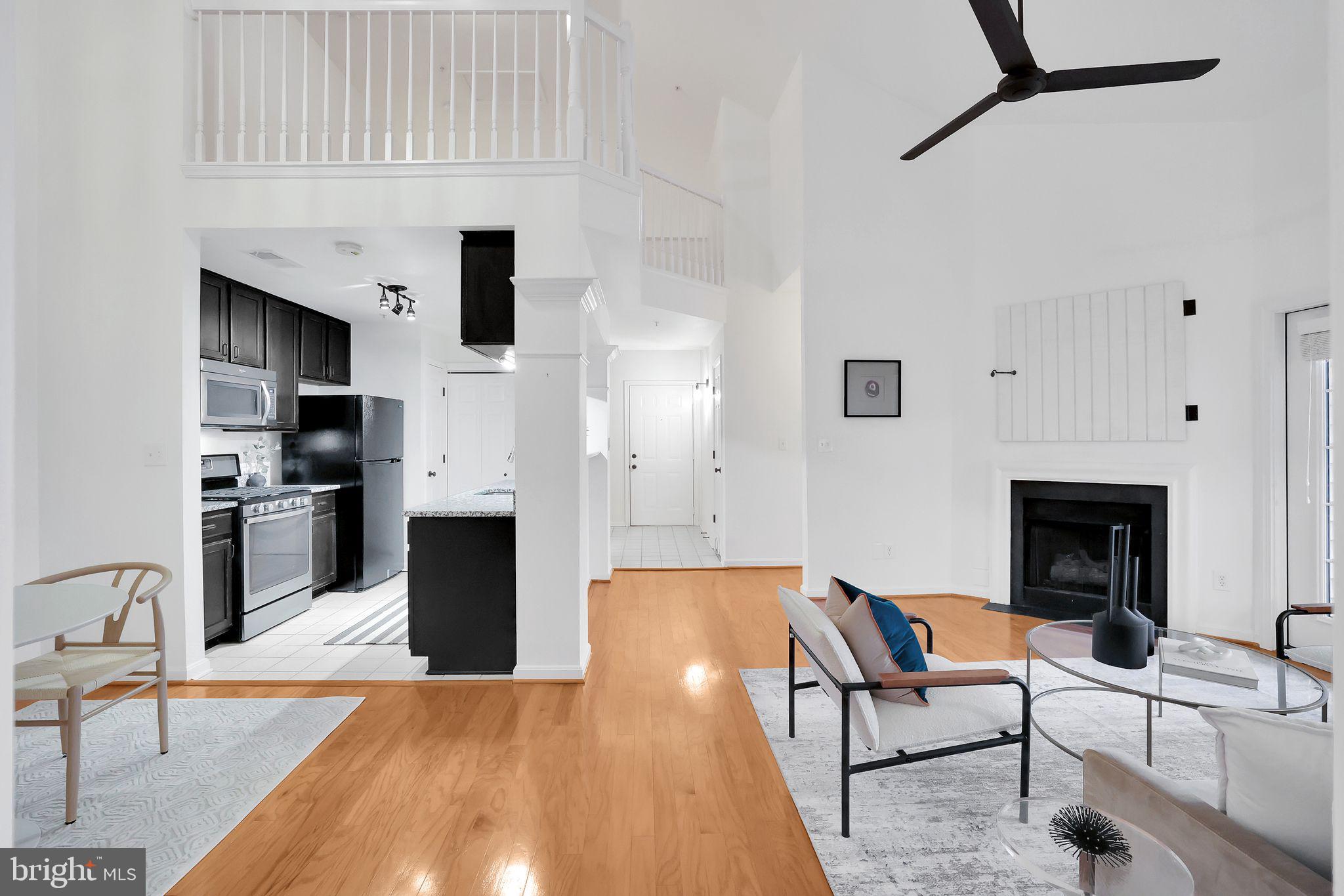 46604 Ellicott Sq #300