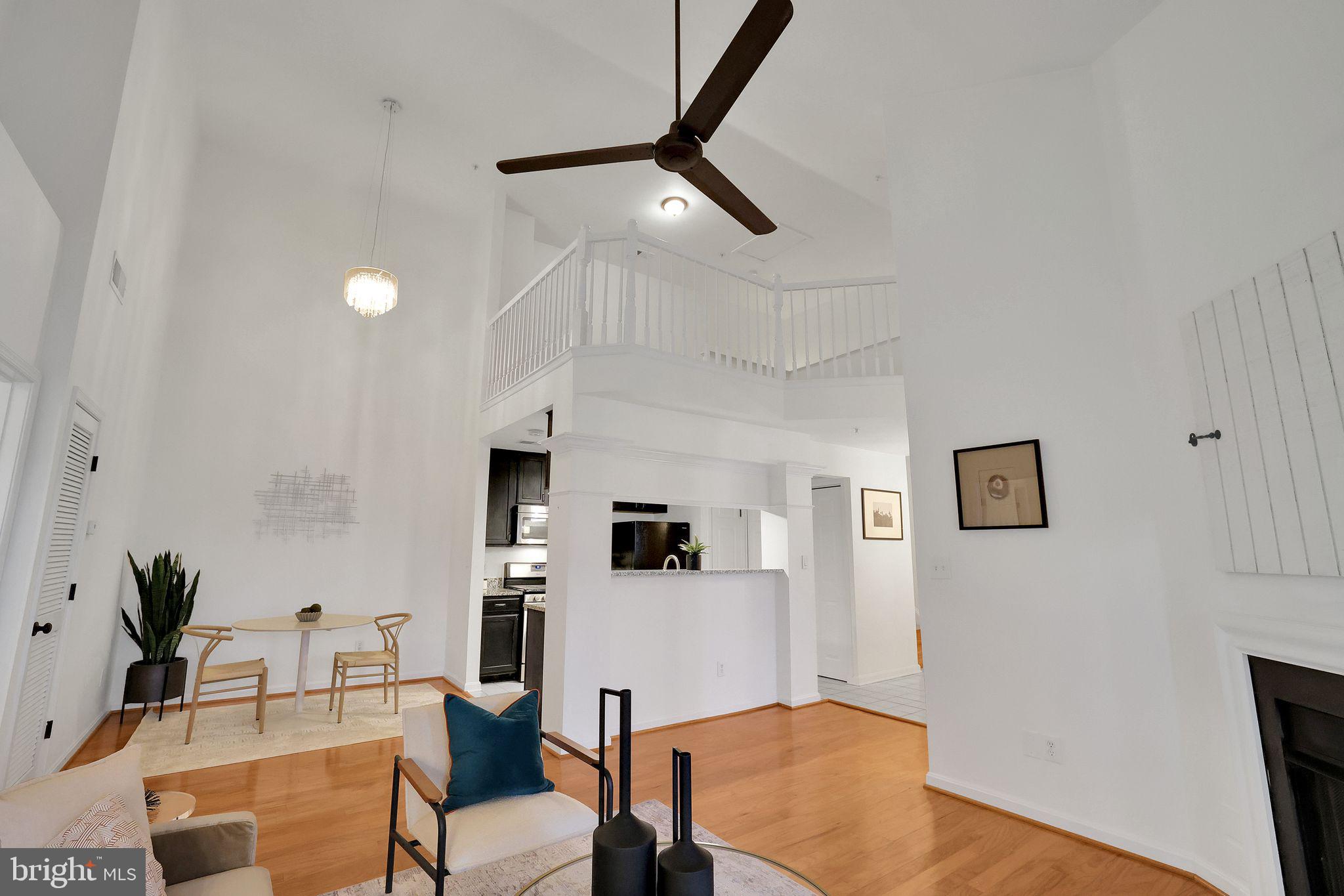 46604 Ellicott Sq #300