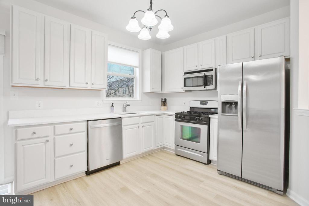 25320 ASHBURY DRIVE