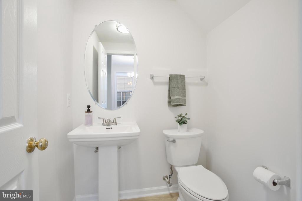 25320 ASHBURY DRIVE