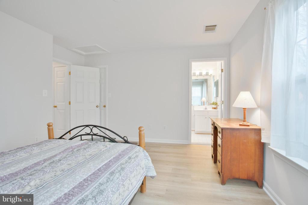 25320 ASHBURY DRIVE