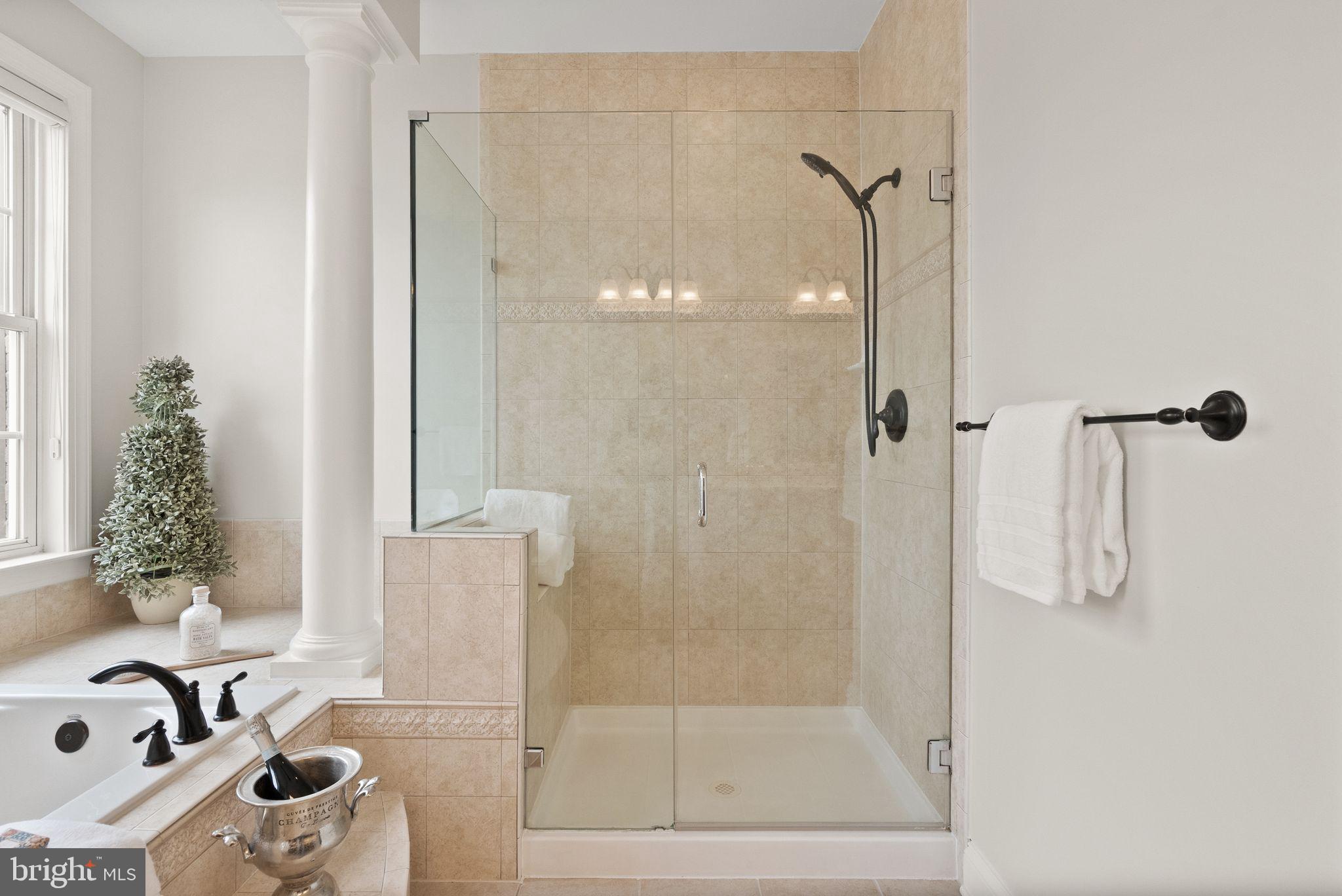 18971 KIPHEART DRIVE