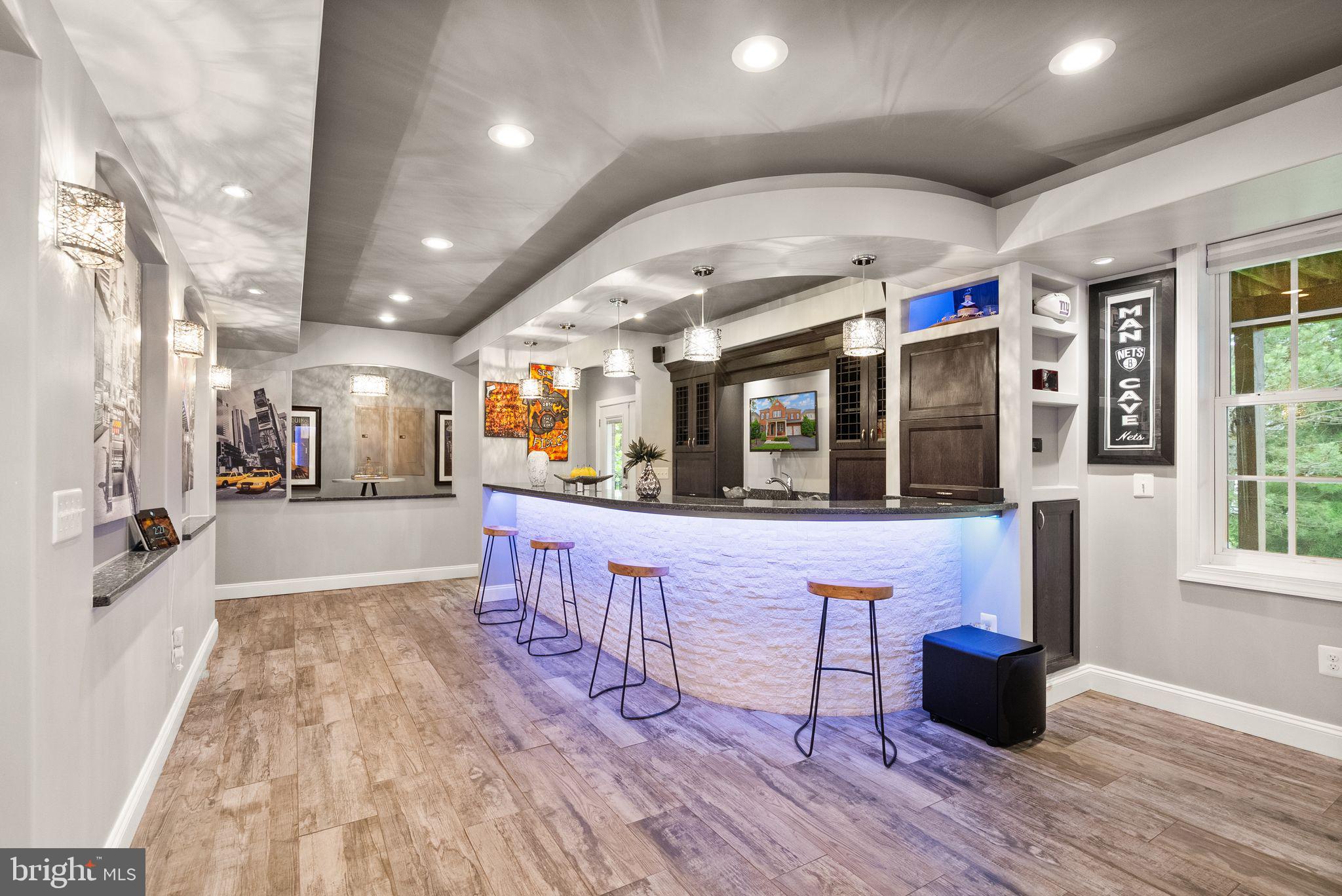 18971 KIPHEART DRIVE